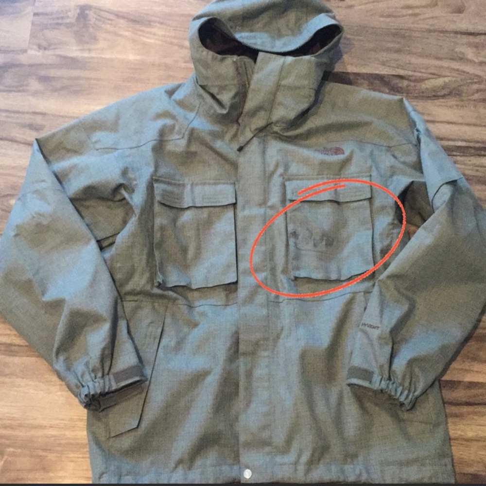 Sale! North-face ski/snowboard jacket - Picture 8 of 8